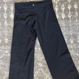 Lululemon yoga pants